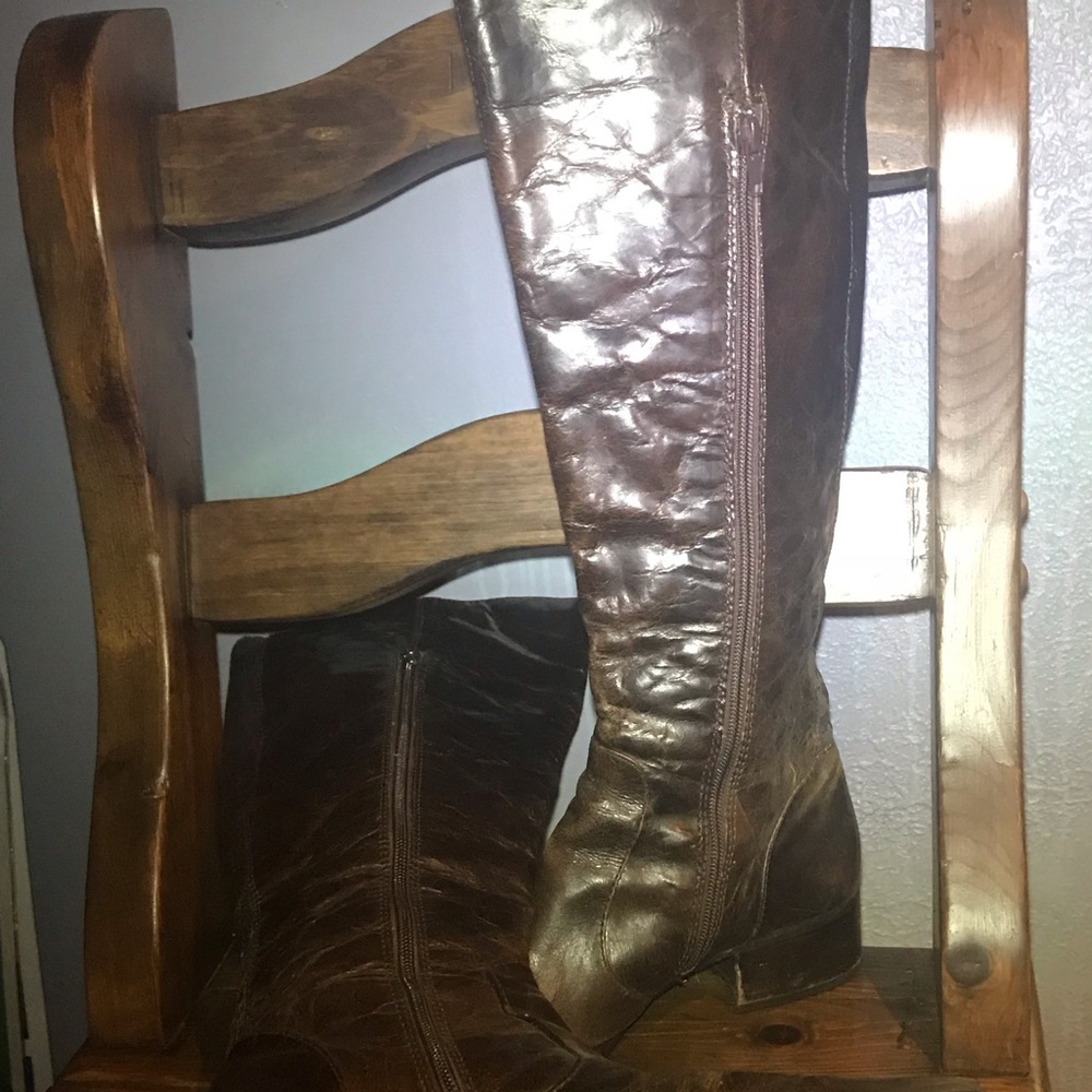 Dark Brown Crackle Leather Tall Boots - 11 - Picture 5 of 5